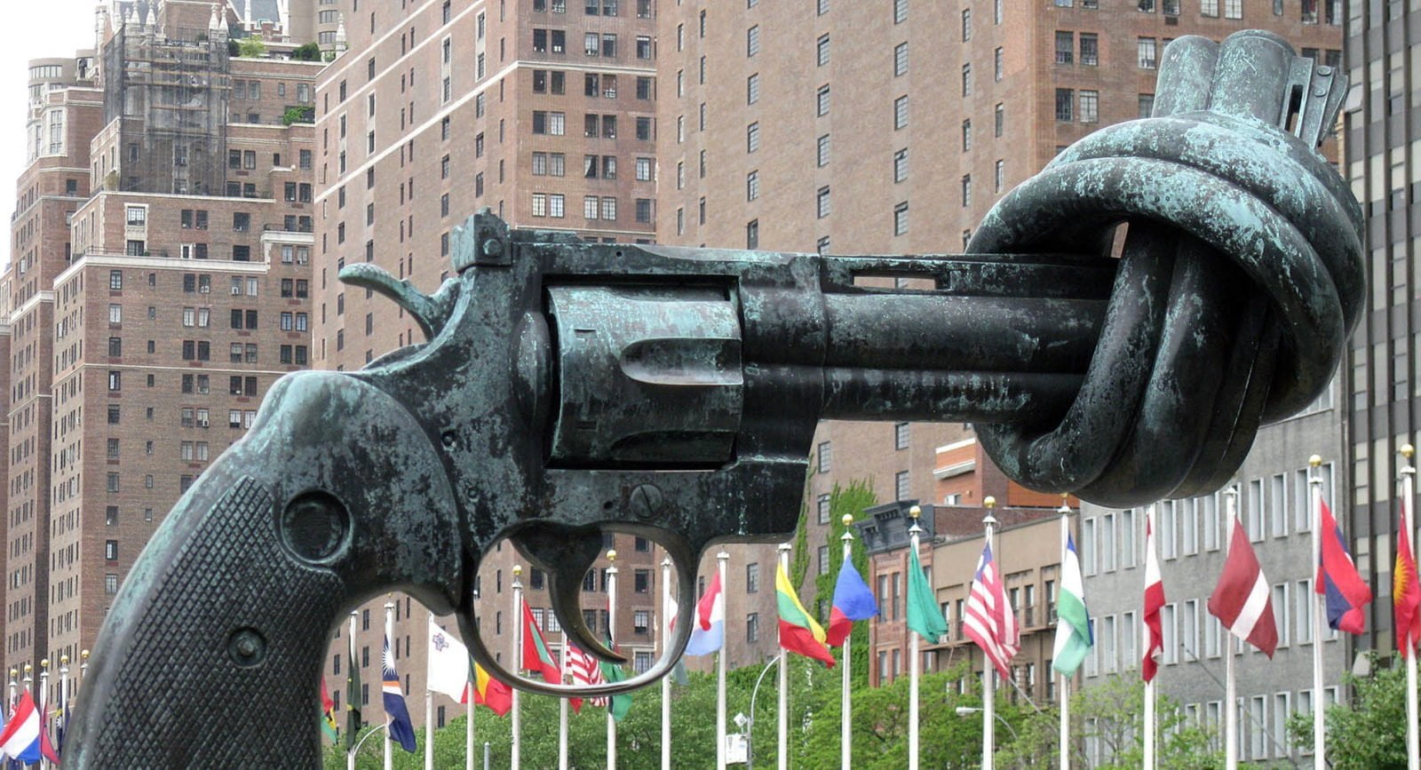 A sculpture of a 45-caliber revolver with its barrel knotted outside the UN in New York, USA.
