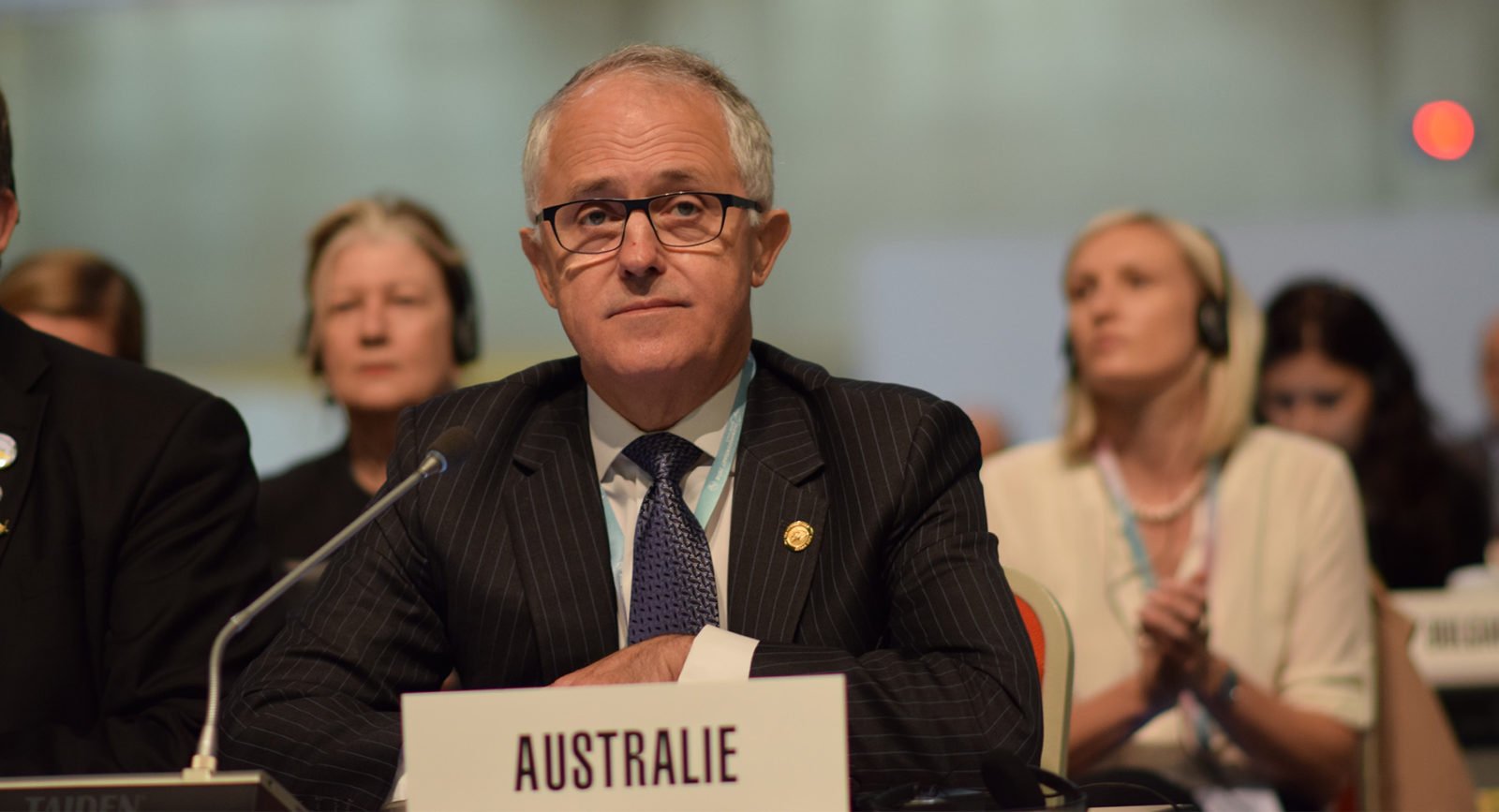 Prime Minister Malcolm Turnbull in front of a placeholder that reads 'Australie'. © Flickr/Veni