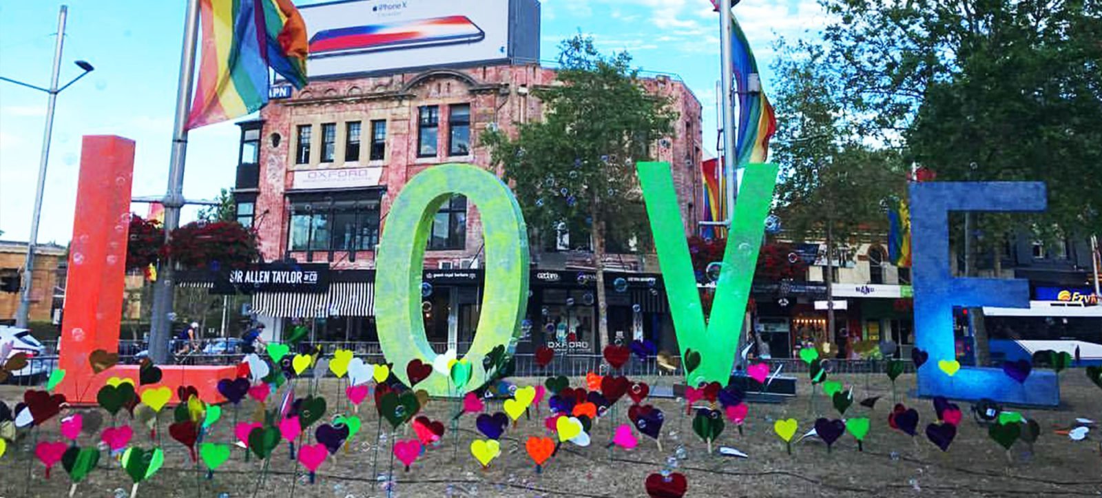 Solidarity event 'Love in Taylor Square'. © AI