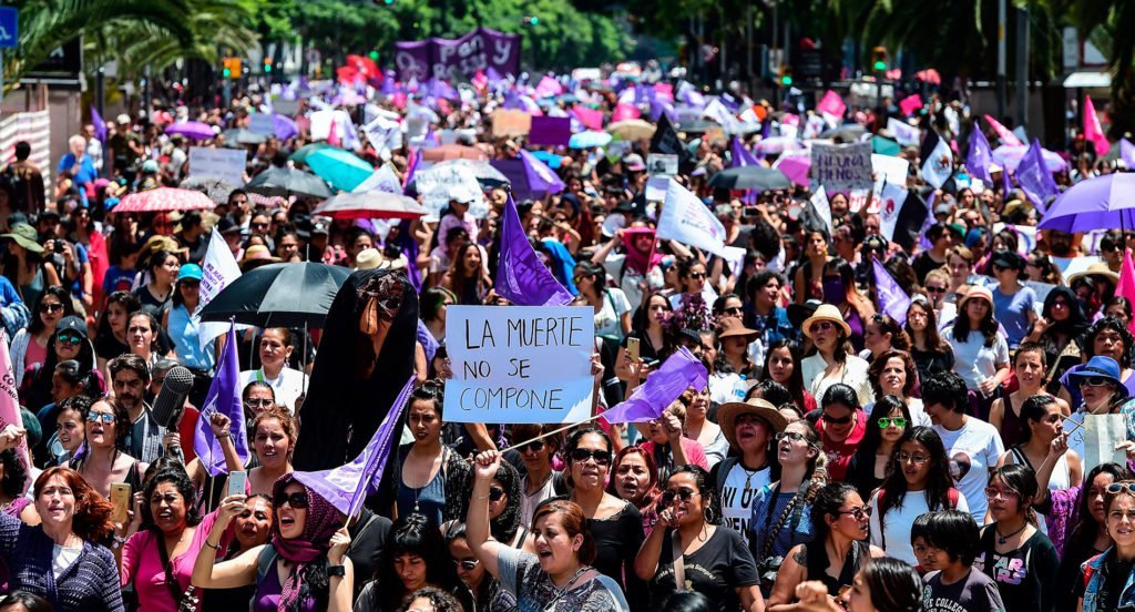 Mexicans protest against murders and other violence against women in Mexico City on September 17, 2017.