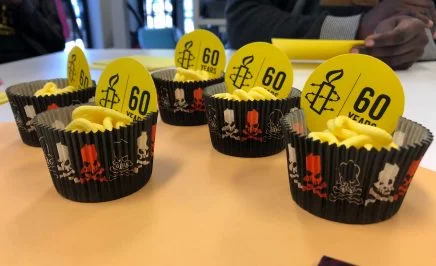 Amnesty 60 years cupcakes