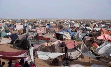 TOPSHOT - Makeshift shelters erected by displaced Sudanese who fled El-Fasher after the city fell to the Rapid Support Forces (RSF), make up the Um Yanqur camp, located on the southwestern edge of Tawila, in war-torn Sudan's western Darfur region on November 3, 2025. (Photo by AFP) (Photo by -/AFP via Getty Images)